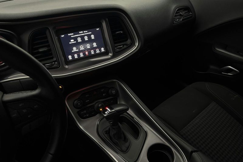 Dodge Challenger bild 12