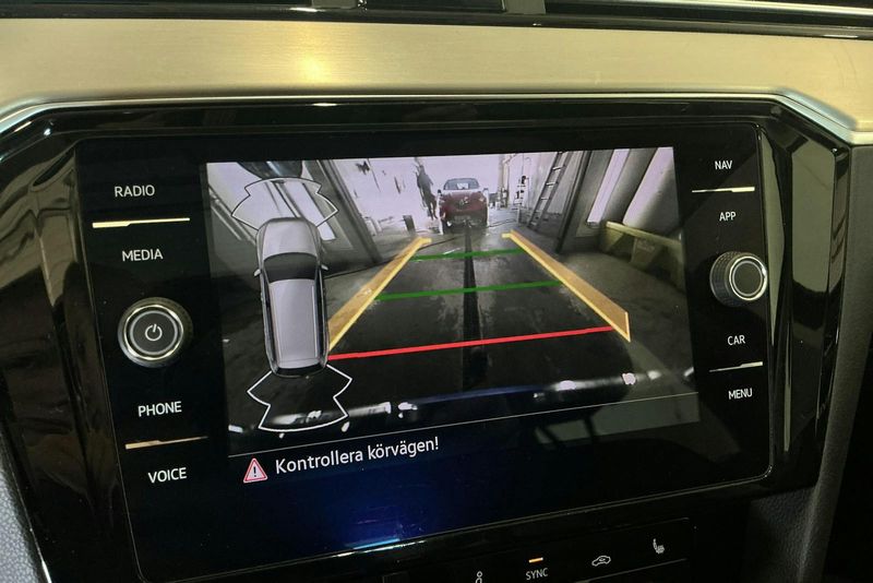 Volkswagen Passat bild 12