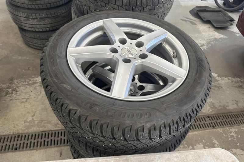 Toyota Corolla bild 15