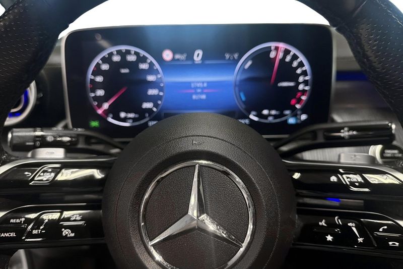 Mercedes C300 bild 18