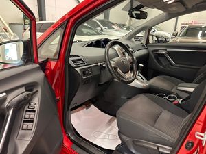 Toyota Verso bild 28