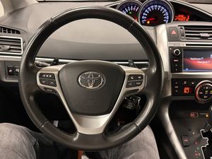 Toyota Verso bild 12