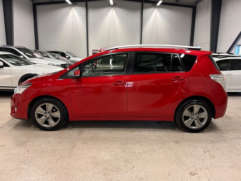 Toyota Verso bild 6