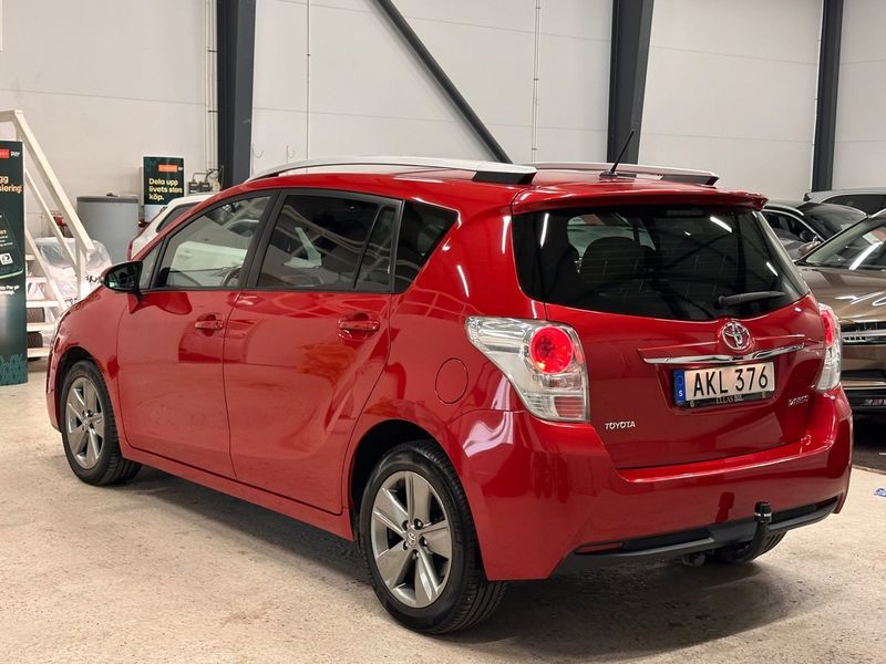 Toyota Verso bild 5