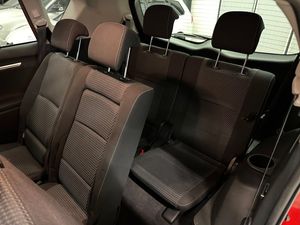Toyota Verso bild 26
