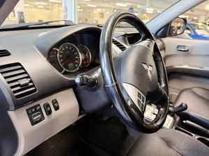 Mitsubishi L200 bild 16