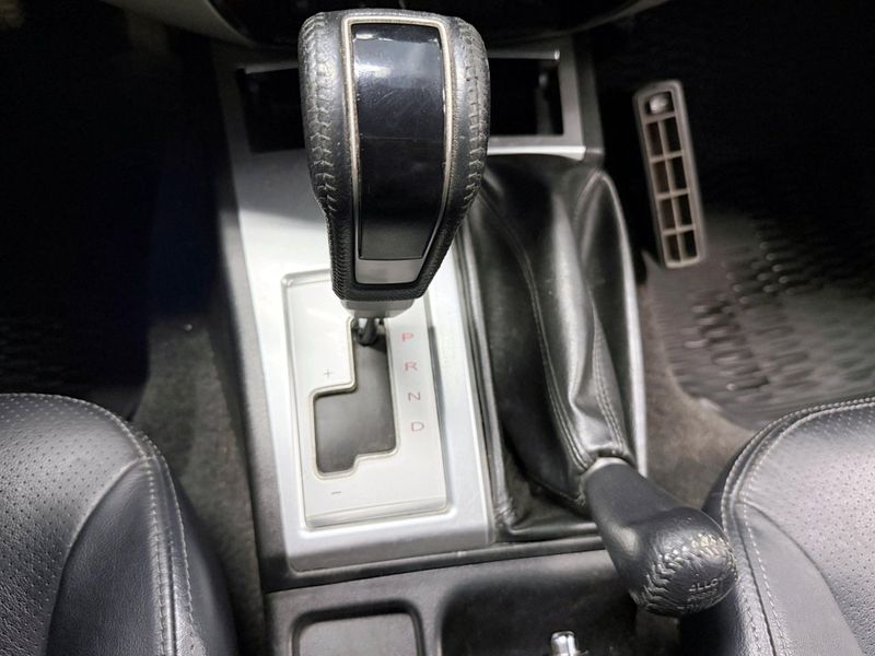 Mitsubishi L200 bild 17