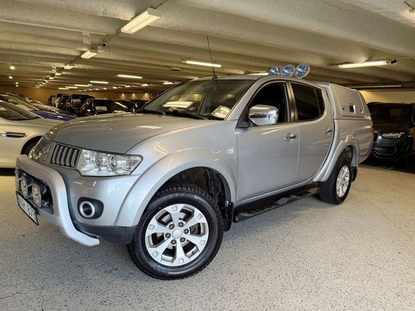 Mitsubishi L200 Double Cab 2.5 4x4 Automatic, 178hp, 2010 - 2010