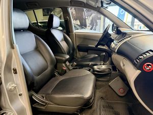 Mitsubishi L200 bild 10