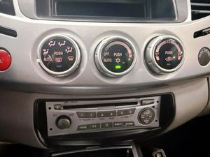 Mitsubishi L200 bild 15
