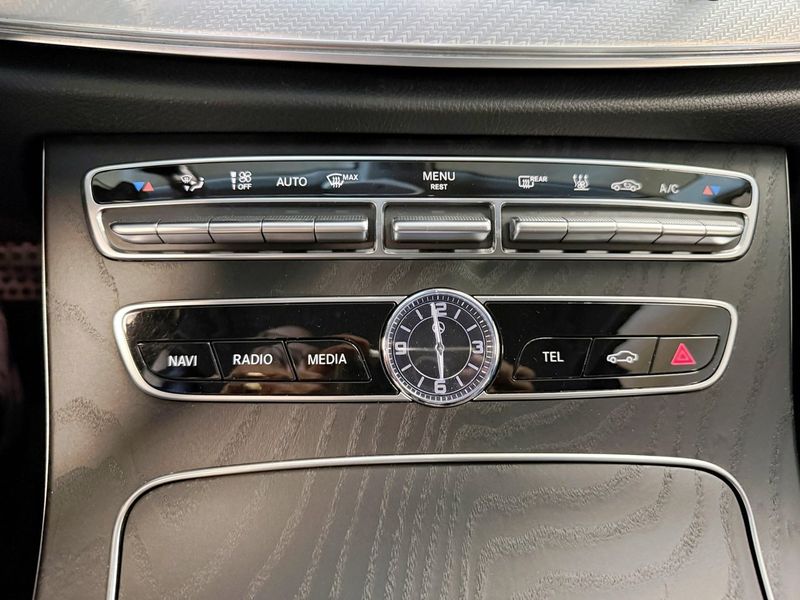 Mercedes E200 bild 15
