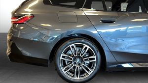 BMW 530 bild 9