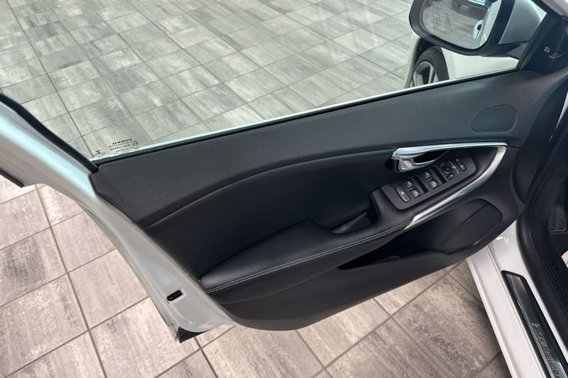 Volvo V40 bild 7
