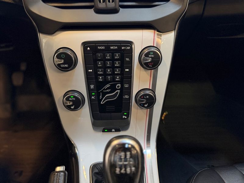Volvo V40 bild 11