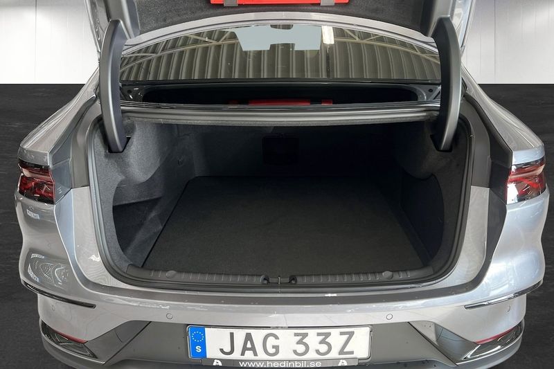BYD Han bild 6