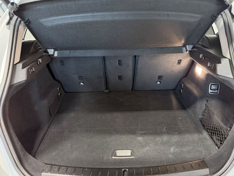 BMW 218 bild 17