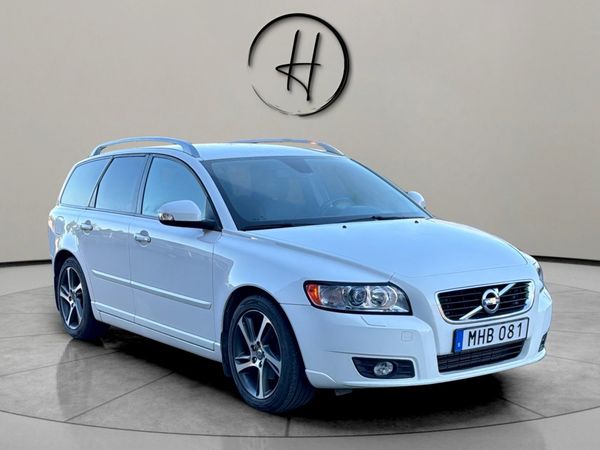 Volvo V50 D2 Classic Momentum Drag Helskinn Keyless Nybytt Kamrem - 2012