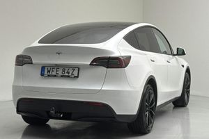 Tesla Model Y bild 3