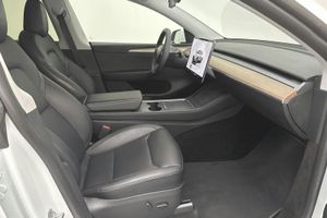 Tesla Model Y bild 9