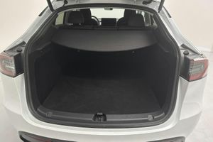 Tesla Model Y bild 8