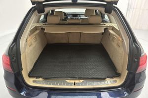 BMW 520 bild 9