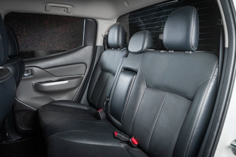 Mitsubishi L200 bild 30