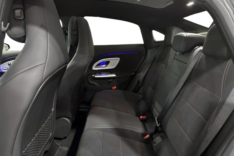 Mercedes CLA250 bild 11