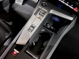 Peugeot 408 bild 10