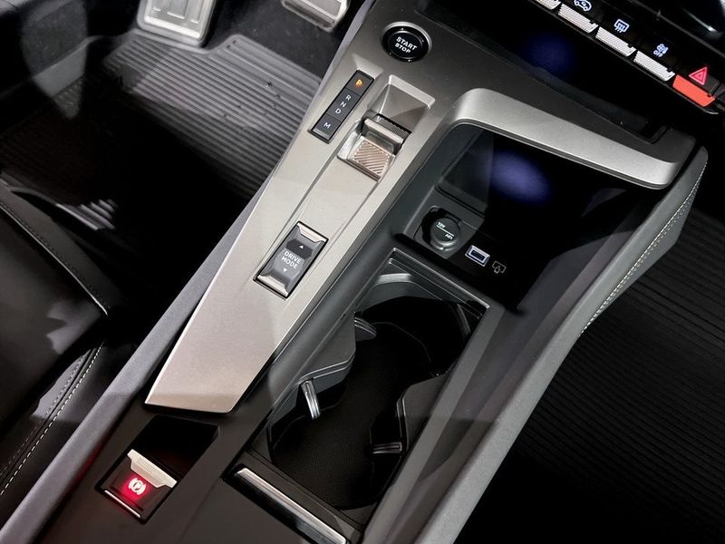 Peugeot 408 bild 10