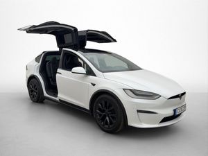 Tesla Model X bild 11