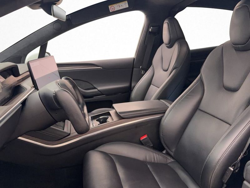 Tesla Model X bild 19