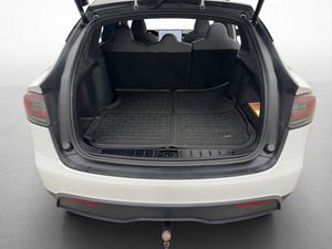 Tesla Model X bild 15