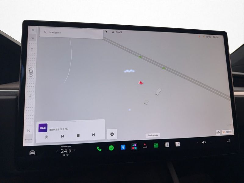 Tesla Model X bild 27