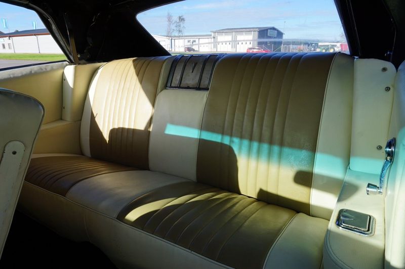 Pontiac Bonneville bild 18
