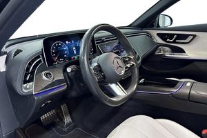 Mercedes E300 bild 6