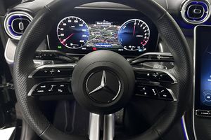 Mercedes GLC300 bild 7