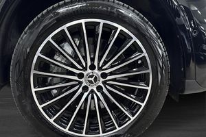Mercedes GLC300 bild 5