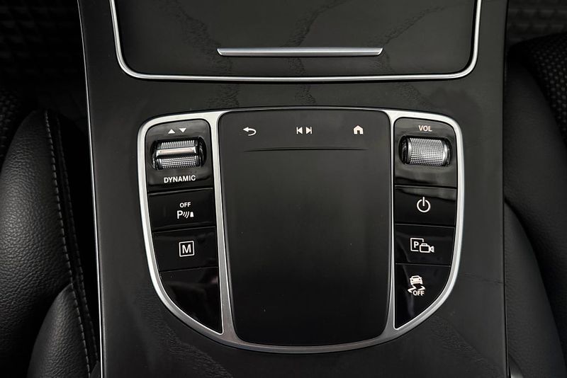 Mercedes GLC300 bild 9