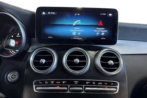 Mercedes GLC300 bild 8