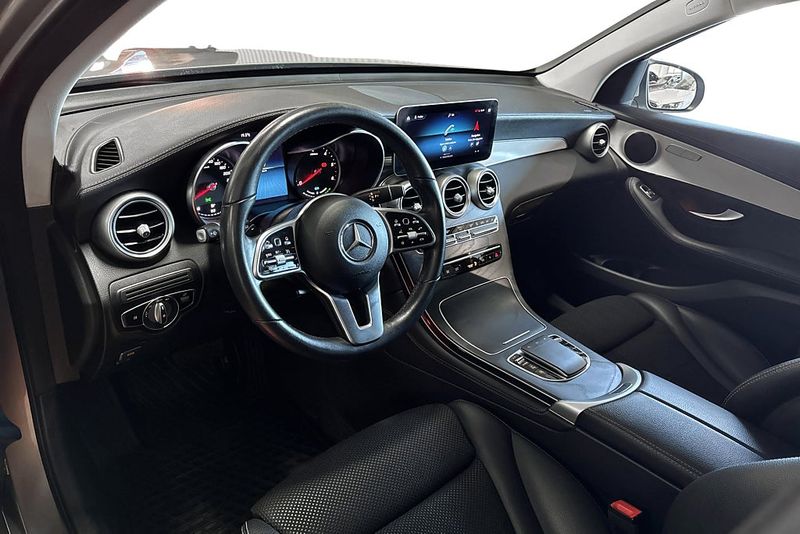 Mercedes GLC300 bild 11