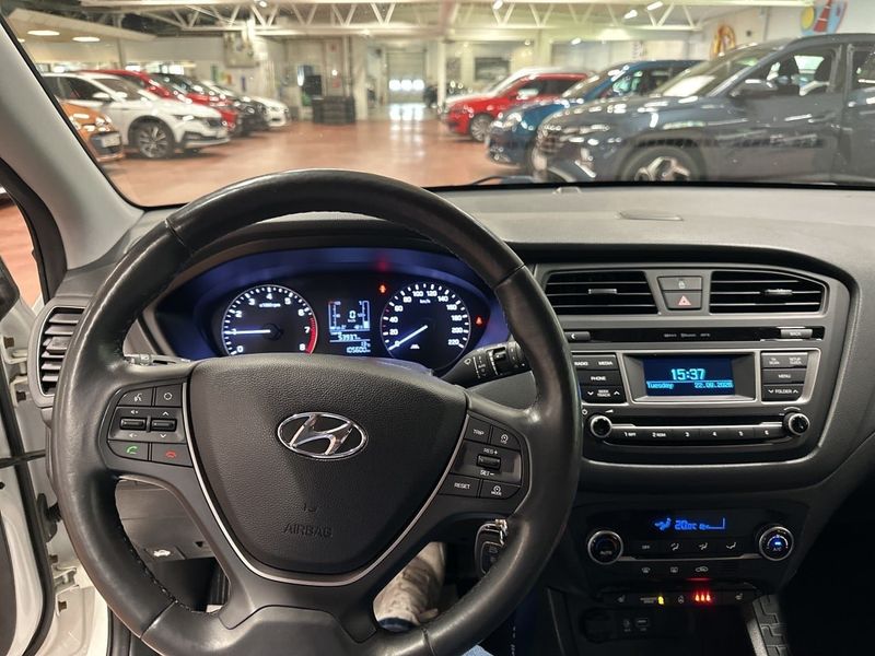 Hyundai i20 bild 12