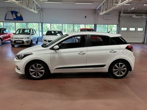 Hyundai i20 bild 2