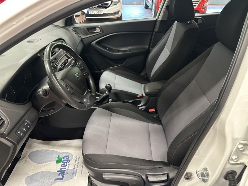 Hyundai i20 bild 10