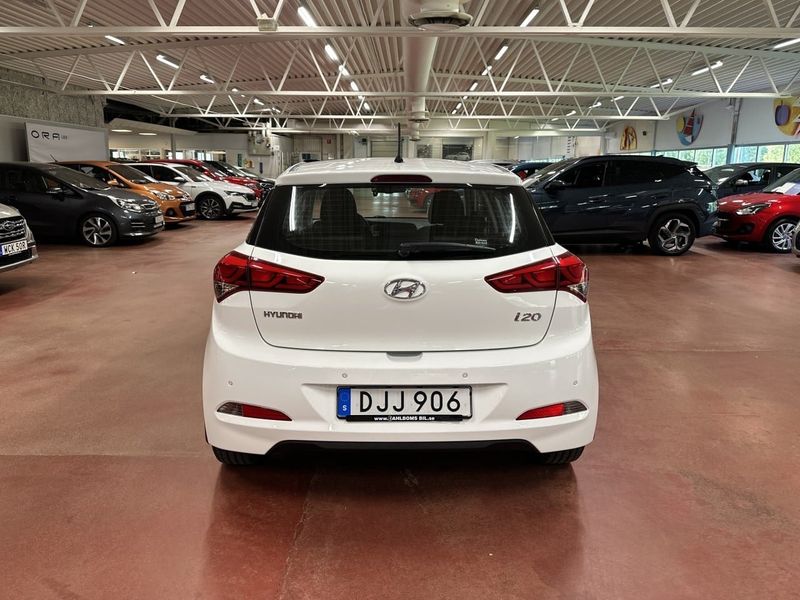 Hyundai i20 bild 4