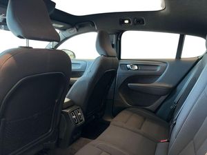 Volvo C40 Recharge bild 9