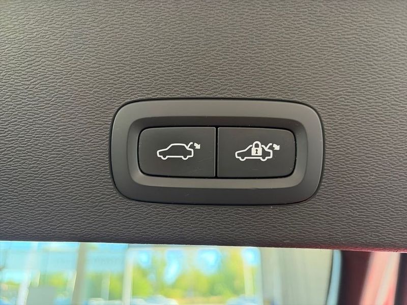 Volvo C40 Recharge bild 12