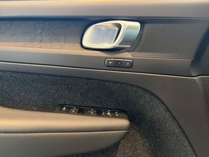 Volvo C40 Recharge bild 14