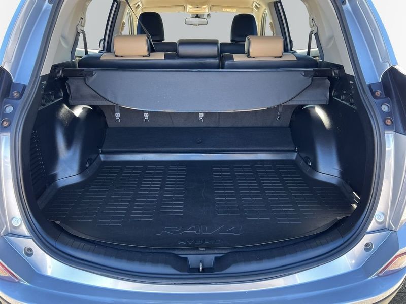 Toyota RAV4 bild 10