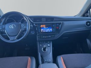 Toyota Auris bild 8