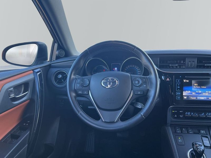 Toyota Auris bild 9